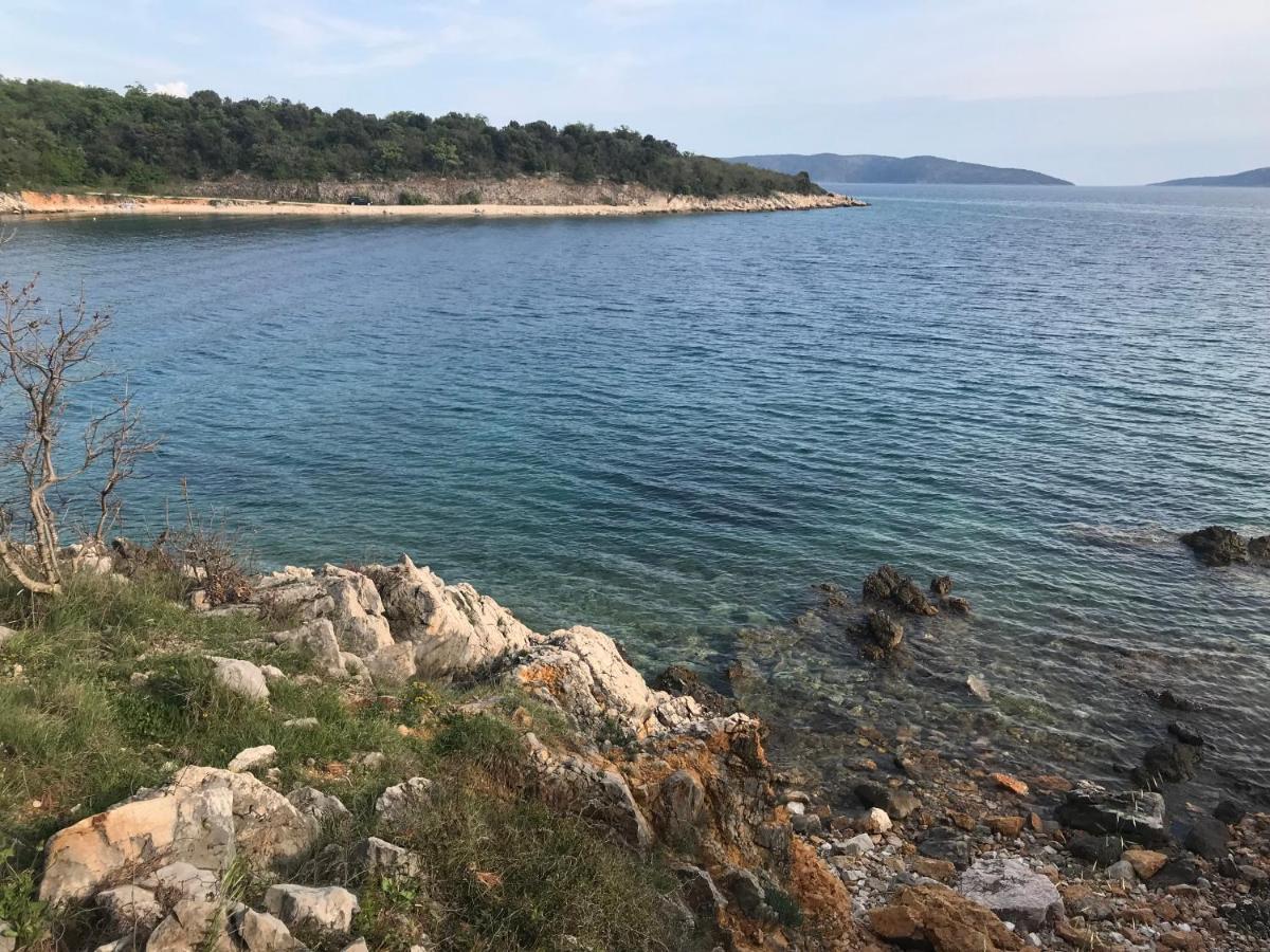 Krk Apartmani Pepina Pinezići المظهر الخارجي الصورة
