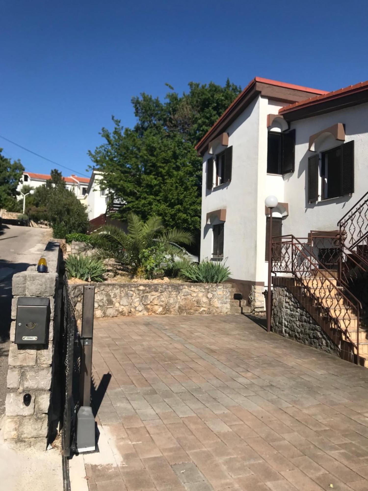 Krk Apartmani Pepina Pinezići المظهر الخارجي الصورة