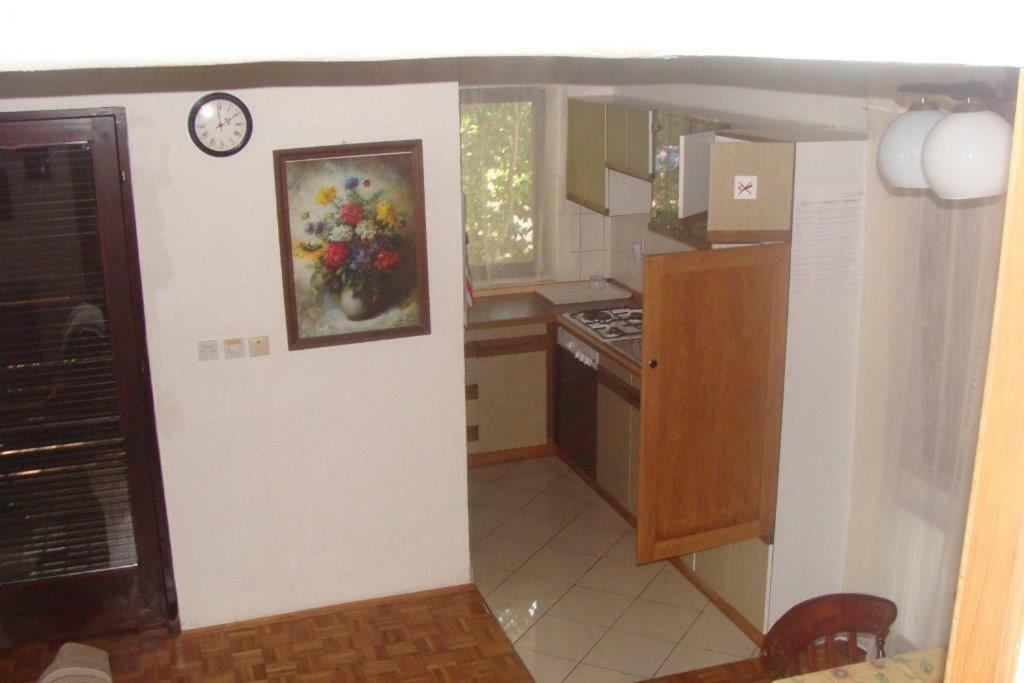 Krk Apartmani Pepina Pinezići المظهر الخارجي الصورة