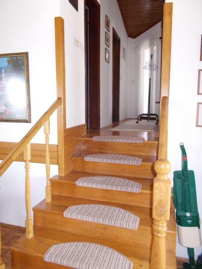 Krk Apartmani Pepina Pinezići المظهر الخارجي الصورة