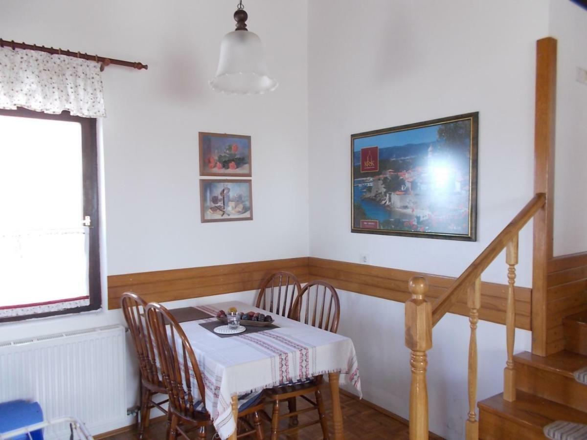 Krk Apartmani Pepina Pinezići المظهر الخارجي الصورة