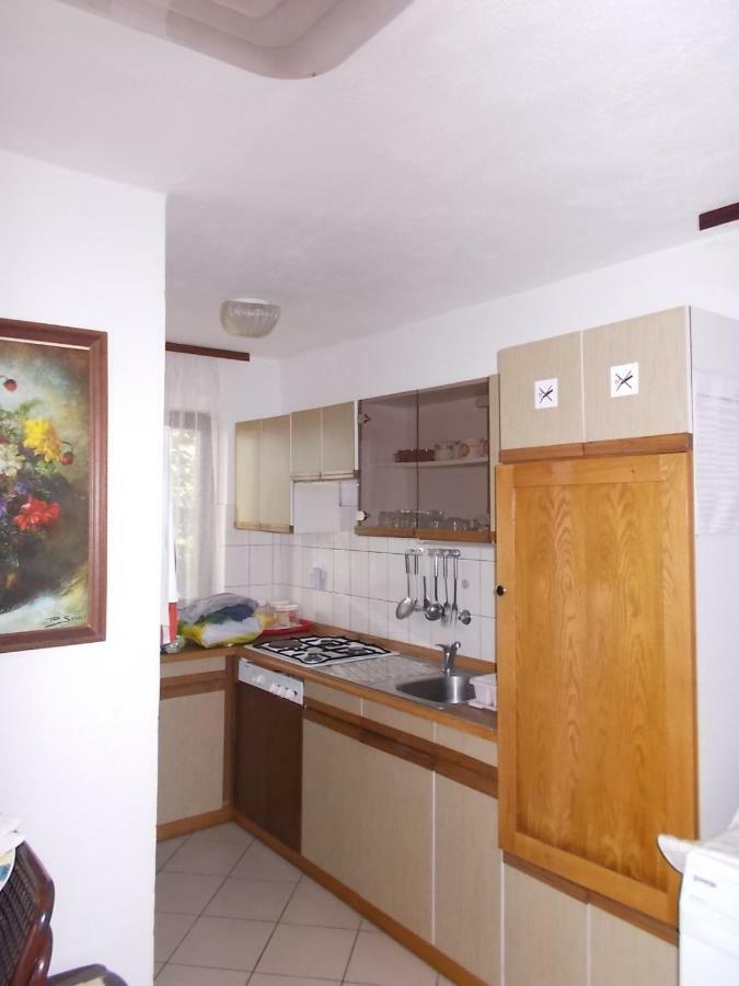 Krk Apartmani Pepina Pinezići المظهر الخارجي الصورة